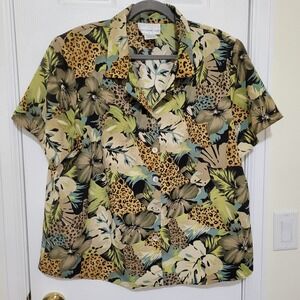 Susan Graver Style Tropical Leopard Print Blouse 1X Short Sleeve Button Up USA